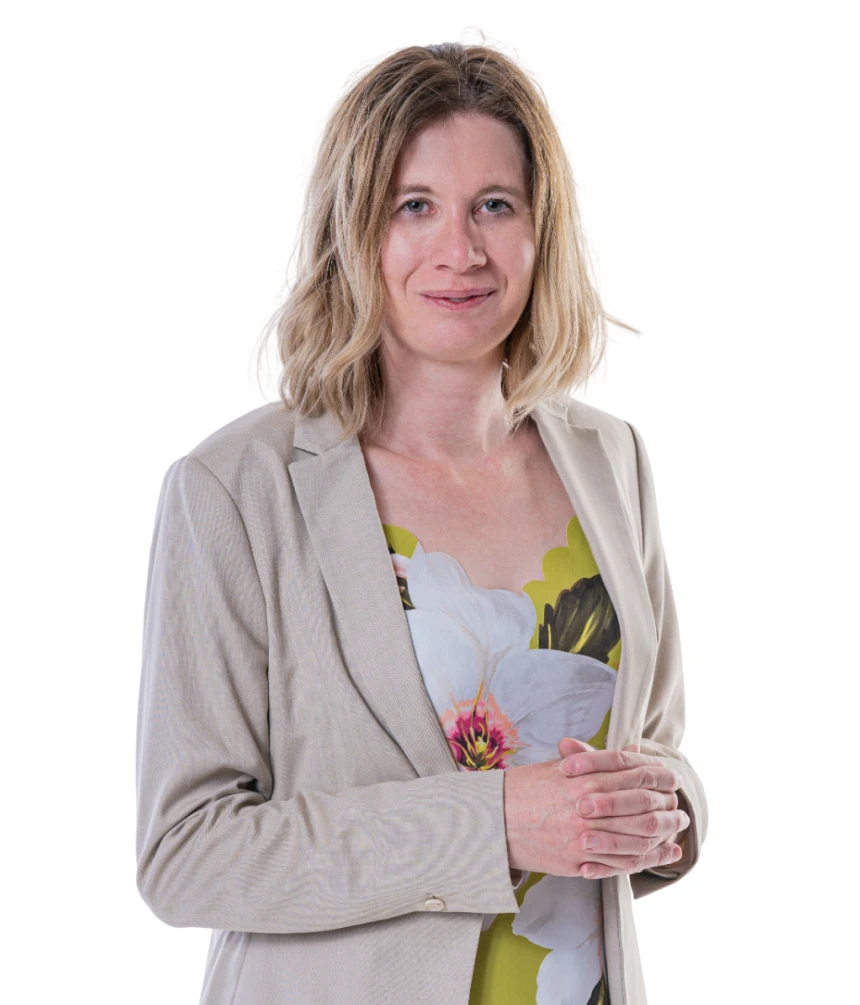 Barbora Štětinová, AI Adoption Consultant a lektorka kurzu Využití AI v datové analýze