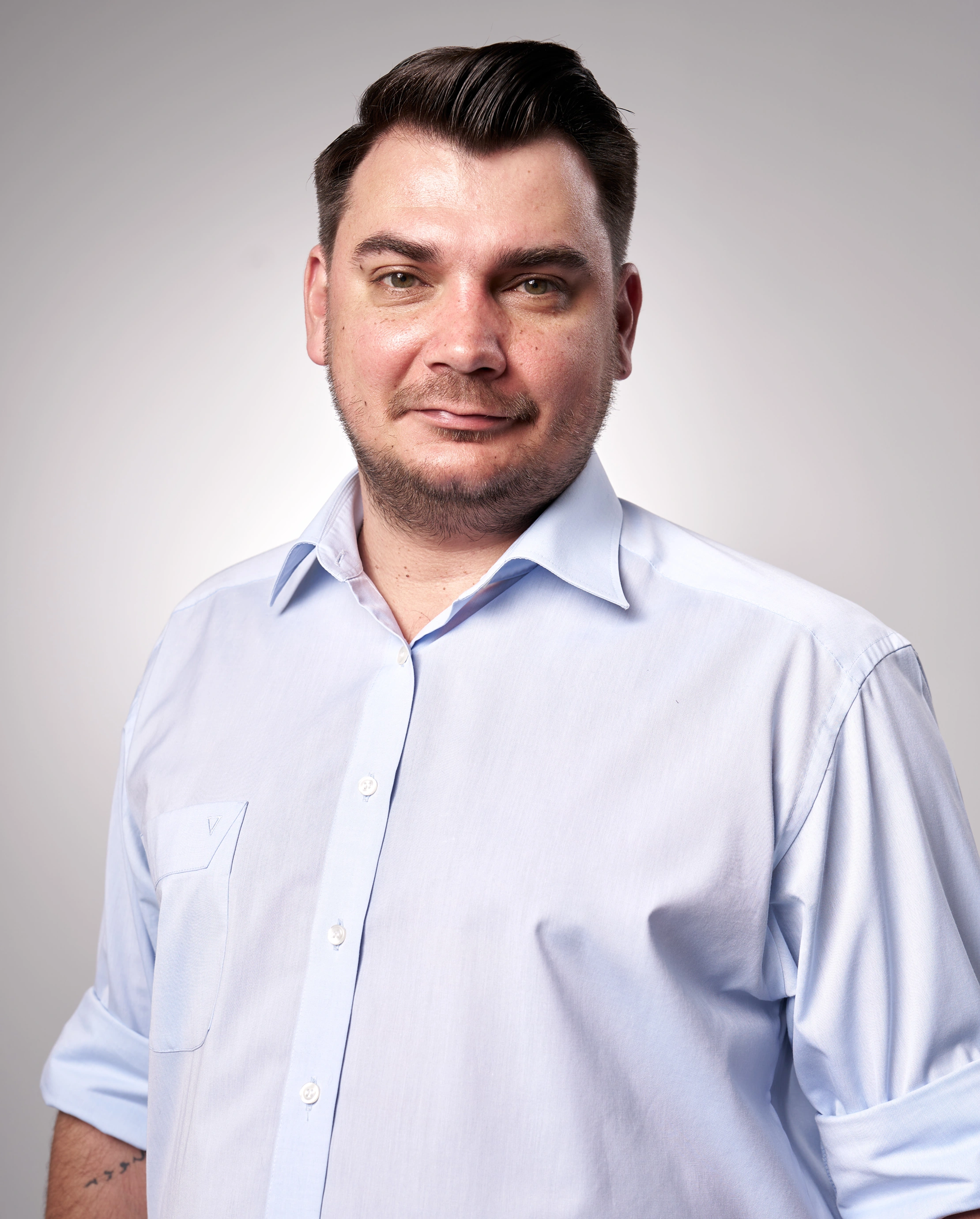 Vlad Levente Viski, Președinte @ MozaiQ și lector curs Cum creezi și gestionezi un ONG la Skillab